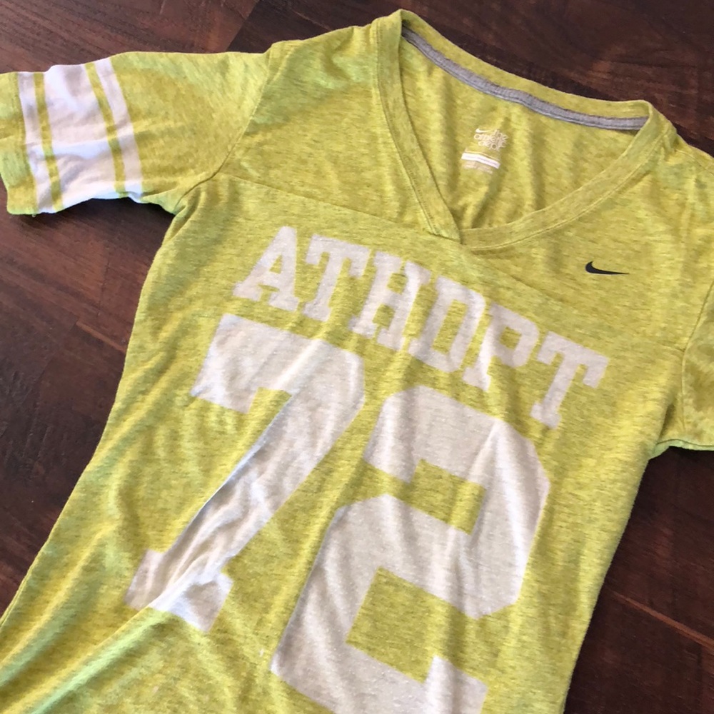 Nike Tee V Neck